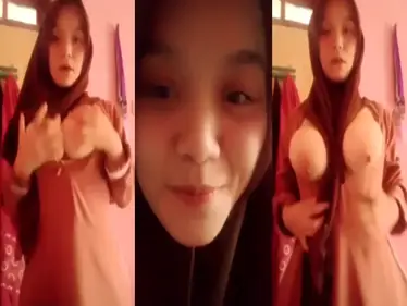 bokep abg hijap tobrut spil vagina colmek pake botol