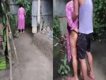 Budhe Nyapu Halaman, Tiba-Tiba Nungging Minta Disikat